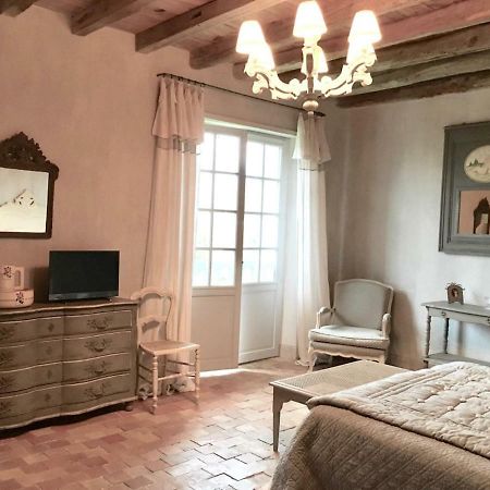 Les Volets Bleus Bed & Breakfast Arcangues Exterior photo